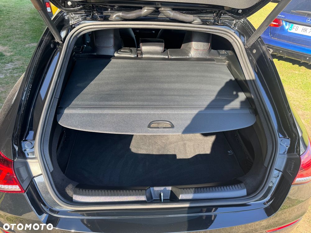 Mercedes-Benz CLA 250 4Matic 7G-DCT AMG Line - 24