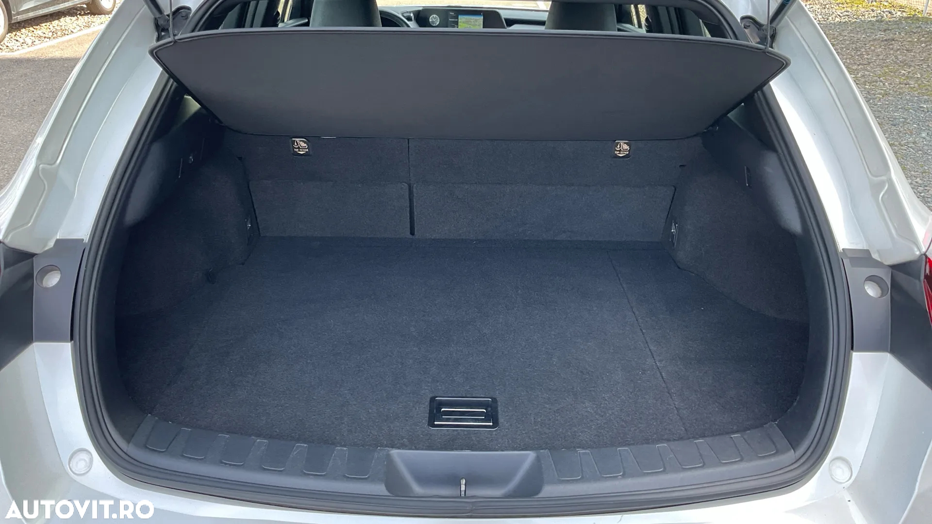 Lexus UX 250h Business Edition - 8