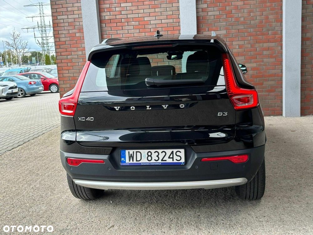 Volvo XC 40 B3 Plus Bright - 5