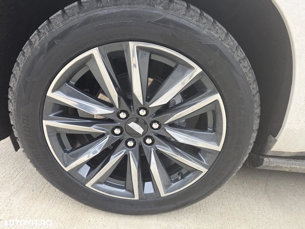 Cadillac Escalade 6.2 V8 AWD AT Platinum - 15