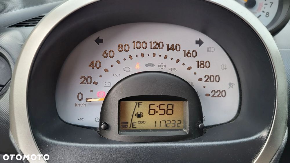 Daihatsu Sirion 1.3 - 35