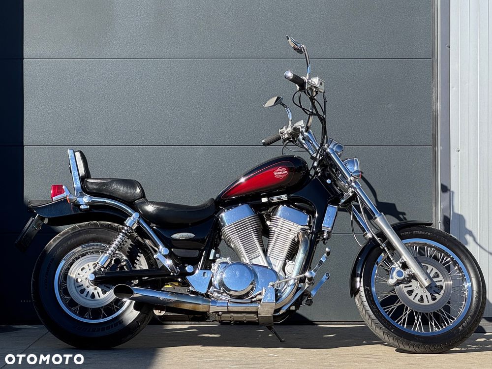 Suzuki Intruder - 29