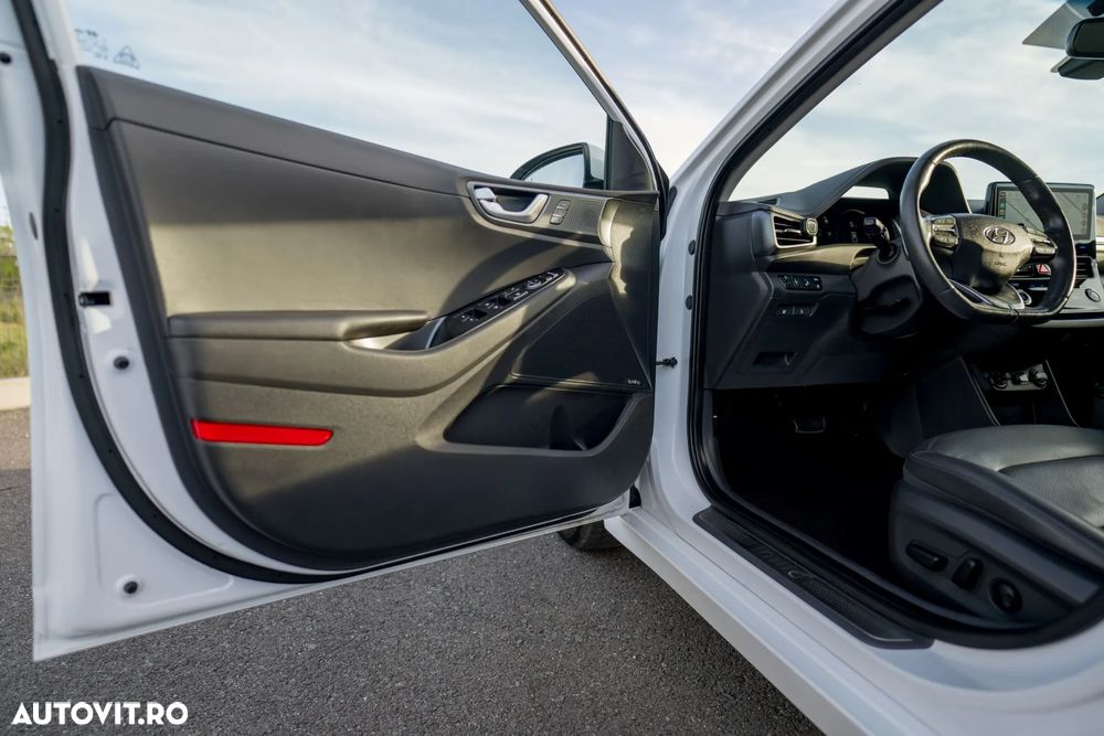 Hyundai IONIQ 136CP Exclusive - 9