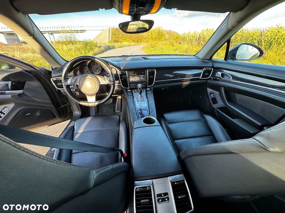 Porsche Panamera Diesel - 17