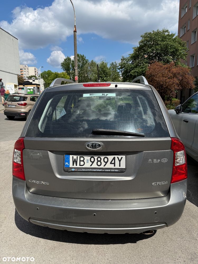 Kia Carens 1.6 CRDi Spirit - 3
