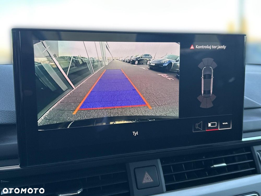 Audi A4 Limousine - 33