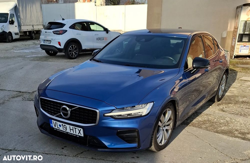 Volvo S60 T4 Momentum Pro - 13