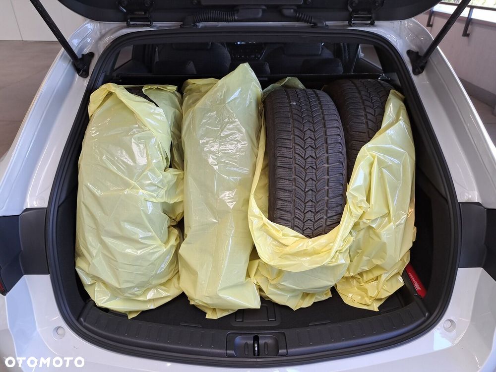 Toyota Corolla 1.8 Hybrid Comfort - 14