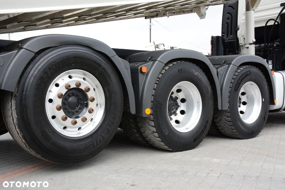 MAN TGS 35.440 / 2015 / 8x4 / Niska waga / Podnoszona, skrętna oś / Retarder - 13