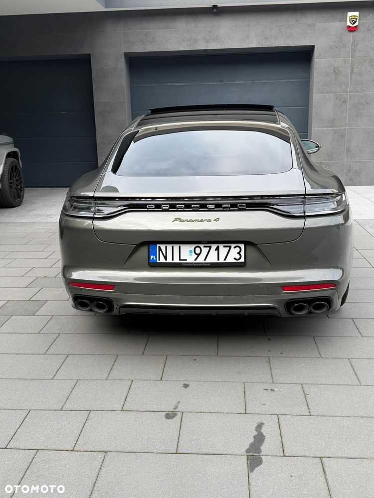 Porsche Panamera 4 E-Hybrid - 3