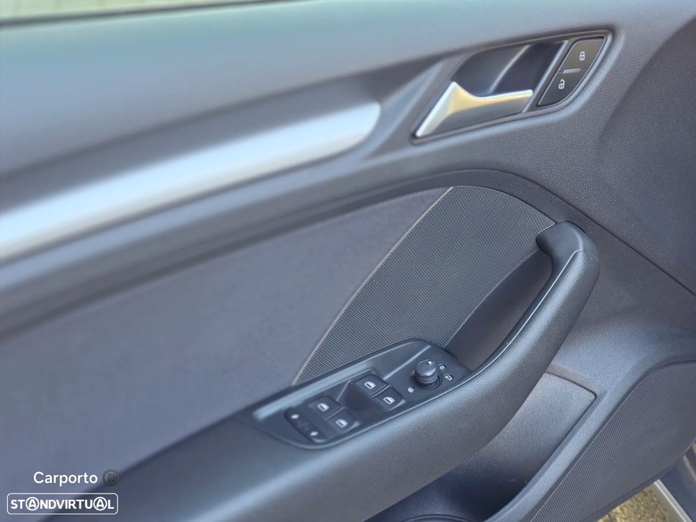 Audi A3 Sportback 2.0 TDI Advance - 8