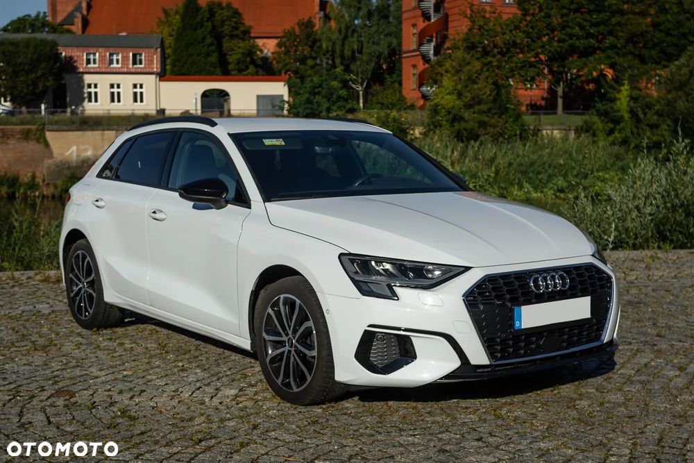 Audi A3 Sportback 35 TDI S line - 1