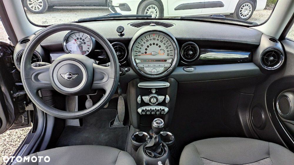 MINI Cooper - 5