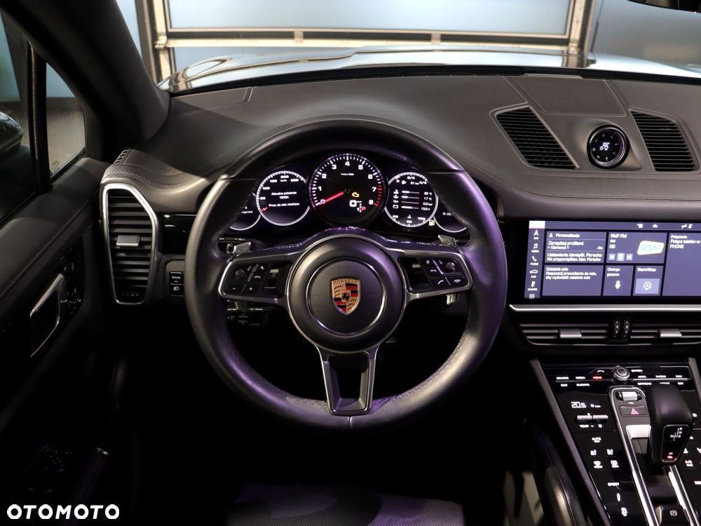 Porsche Cayenne - 20