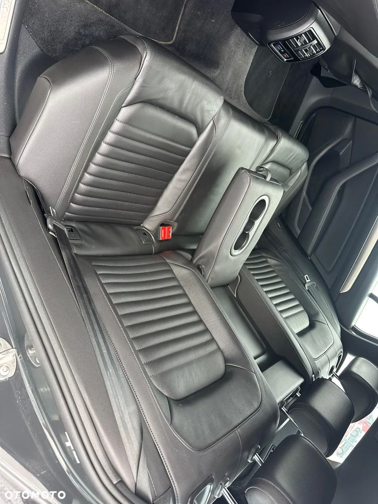 Volkswagen Passat Alltrack 2.0 TDI SCR 4Motion DSG - 9