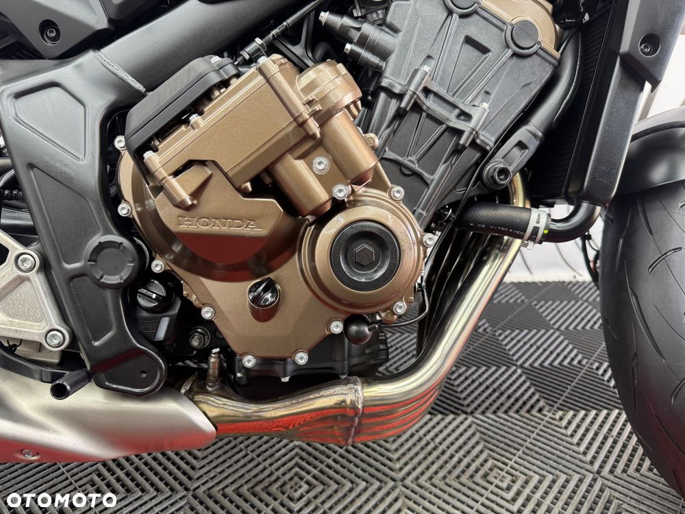 Honda CB - 30