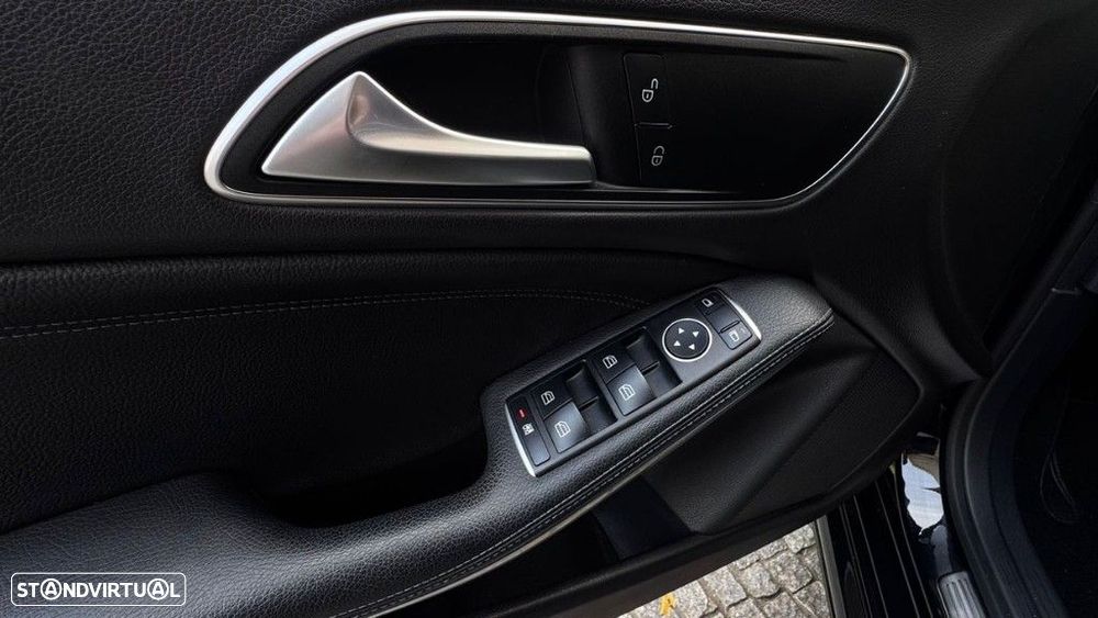 Mercedes-Benz CLA 180 d Shooting Brake - 16