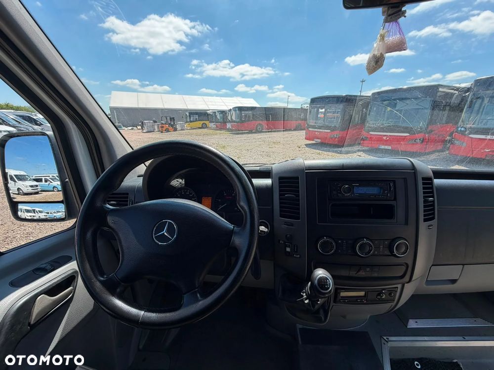 Mercedes-Benz Sprinter 516 - 22