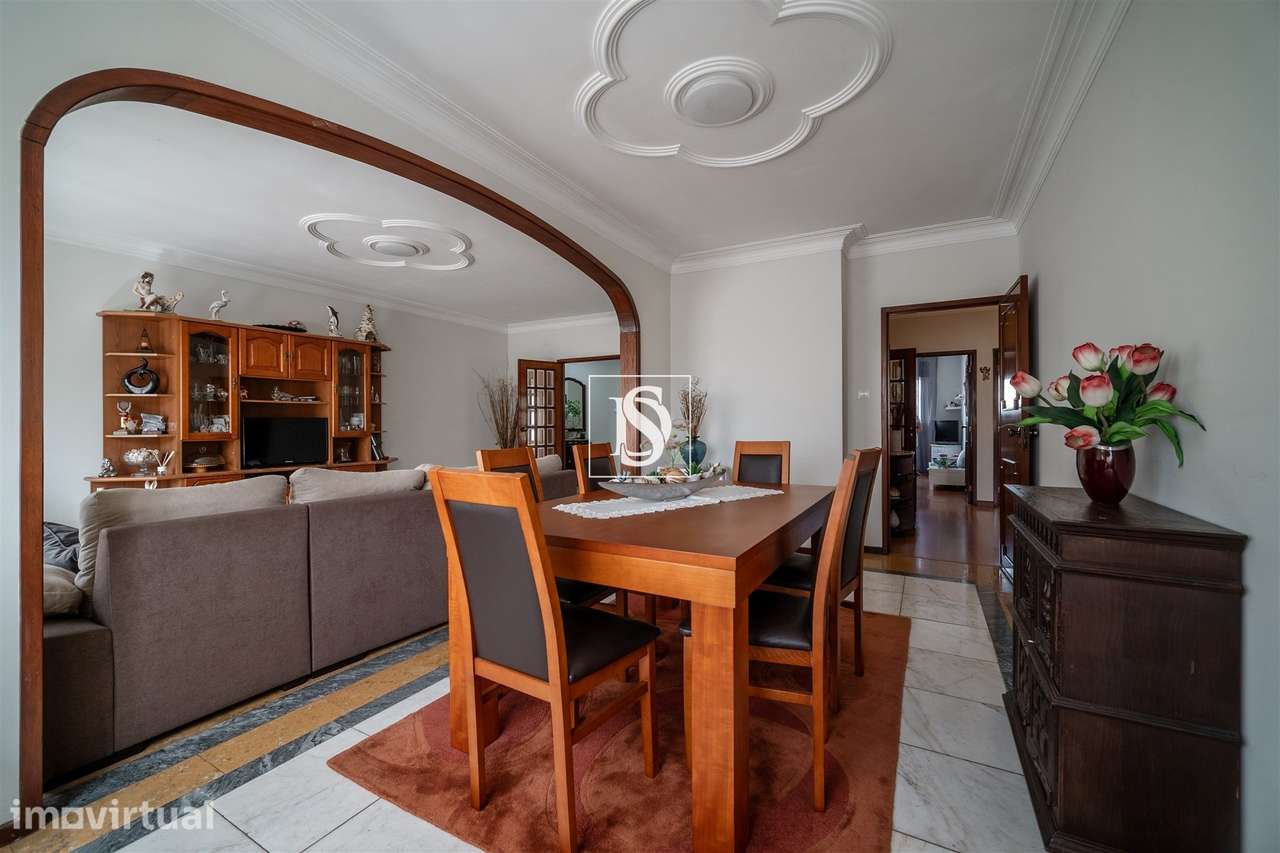 Apartamento T3 com 139 m² no centro de Barcelos, na Urbanização São Jo - Grande imagem: 3/29