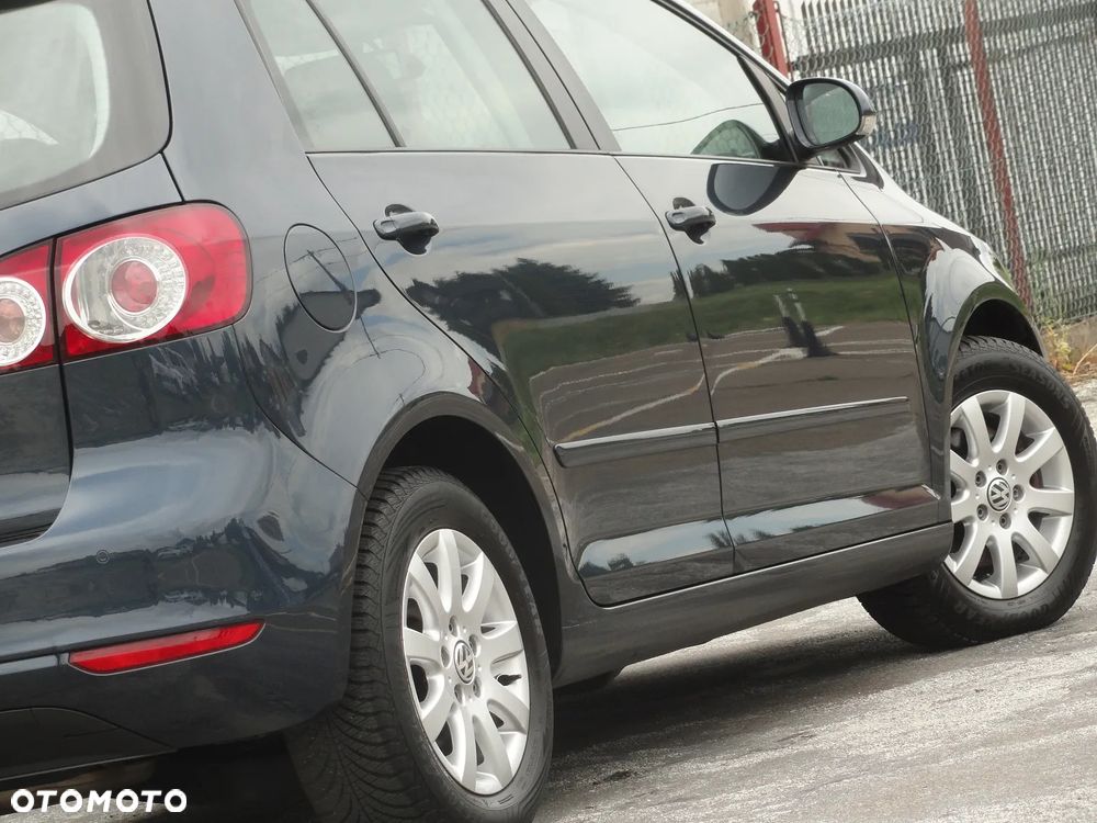 Volkswagen Golf Plus 2.0 TDI DPF Life - 11