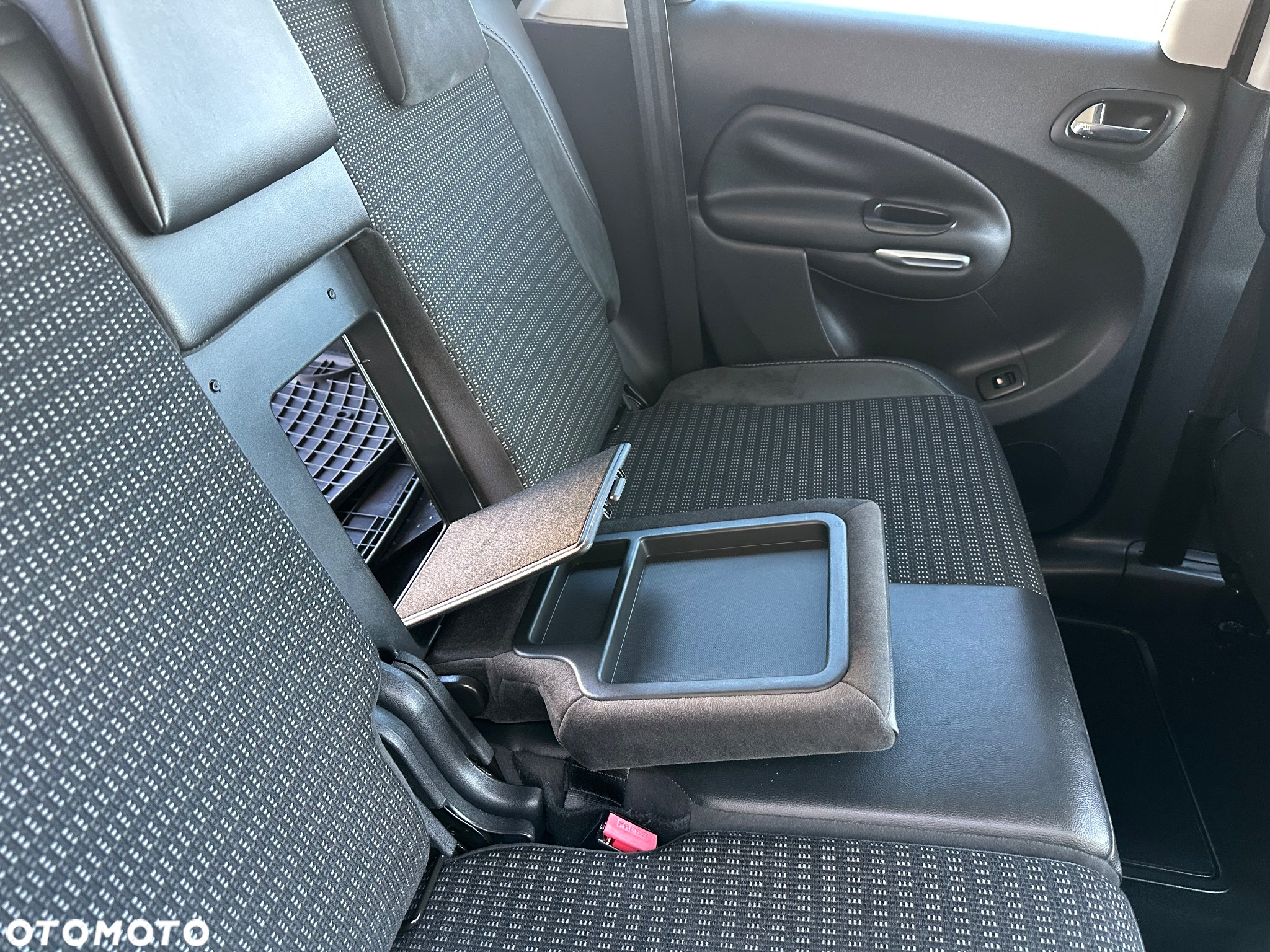 Citroën C3 Picasso 1.6i Exclusive - 26