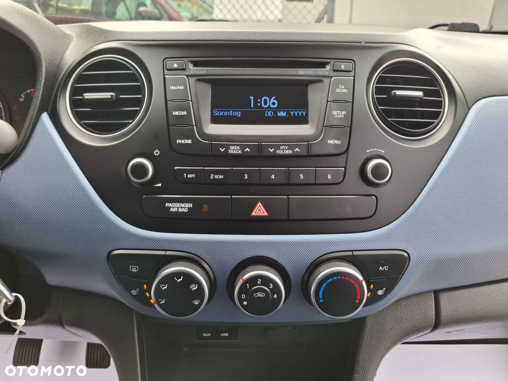 Hyundai i10 1.0 Intro Edition - 25