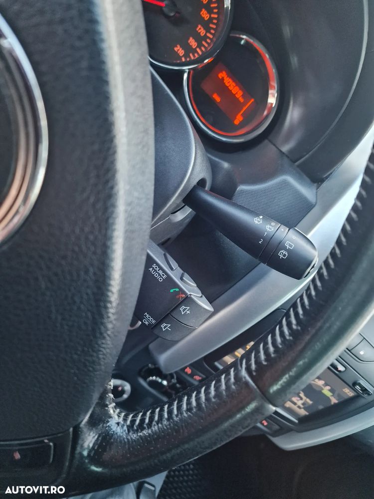 Dacia Duster 1.5 dCi 4x4 Ambiance - 21