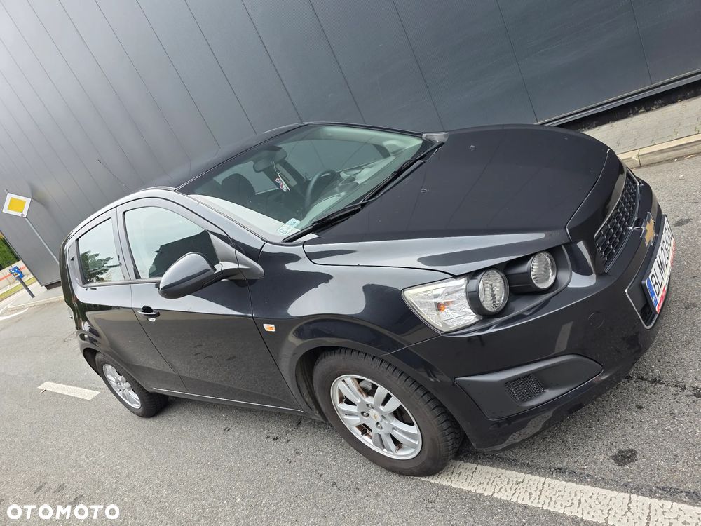 Chevrolet Aveo 1.2 LT - 1