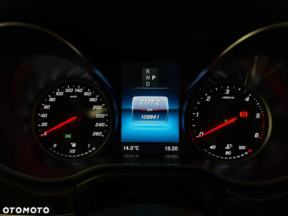 Mercedes-Benz Klasa V 300 d Avantgarde 9G-Tronic (ekstra d³) - 27