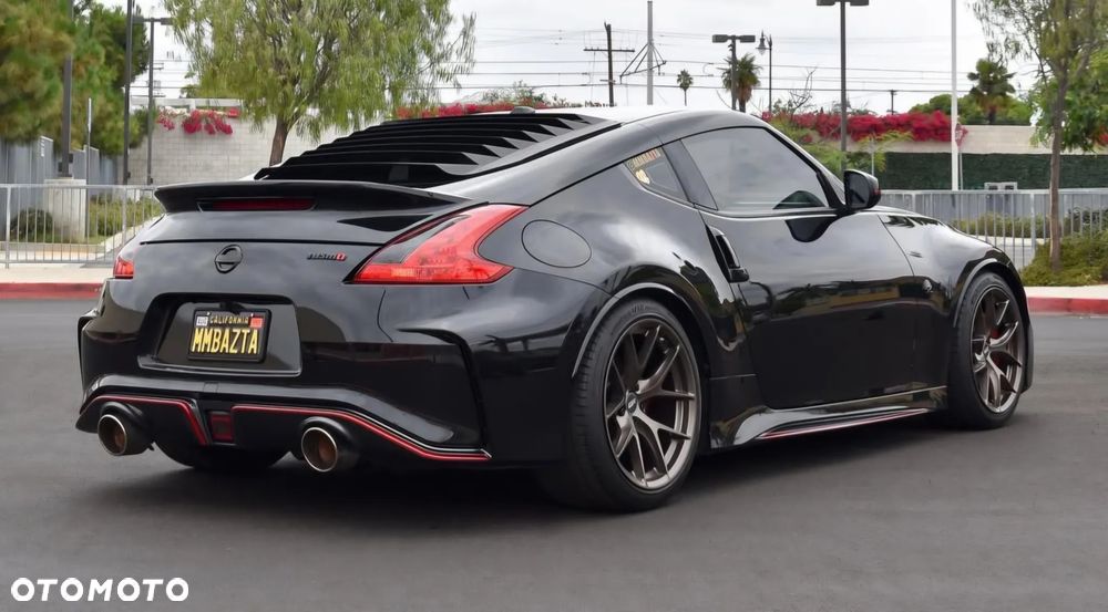 Nissan 370 Z - 14