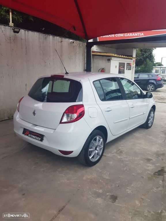 Renault Clio 1.5 dCi Fairway - 15