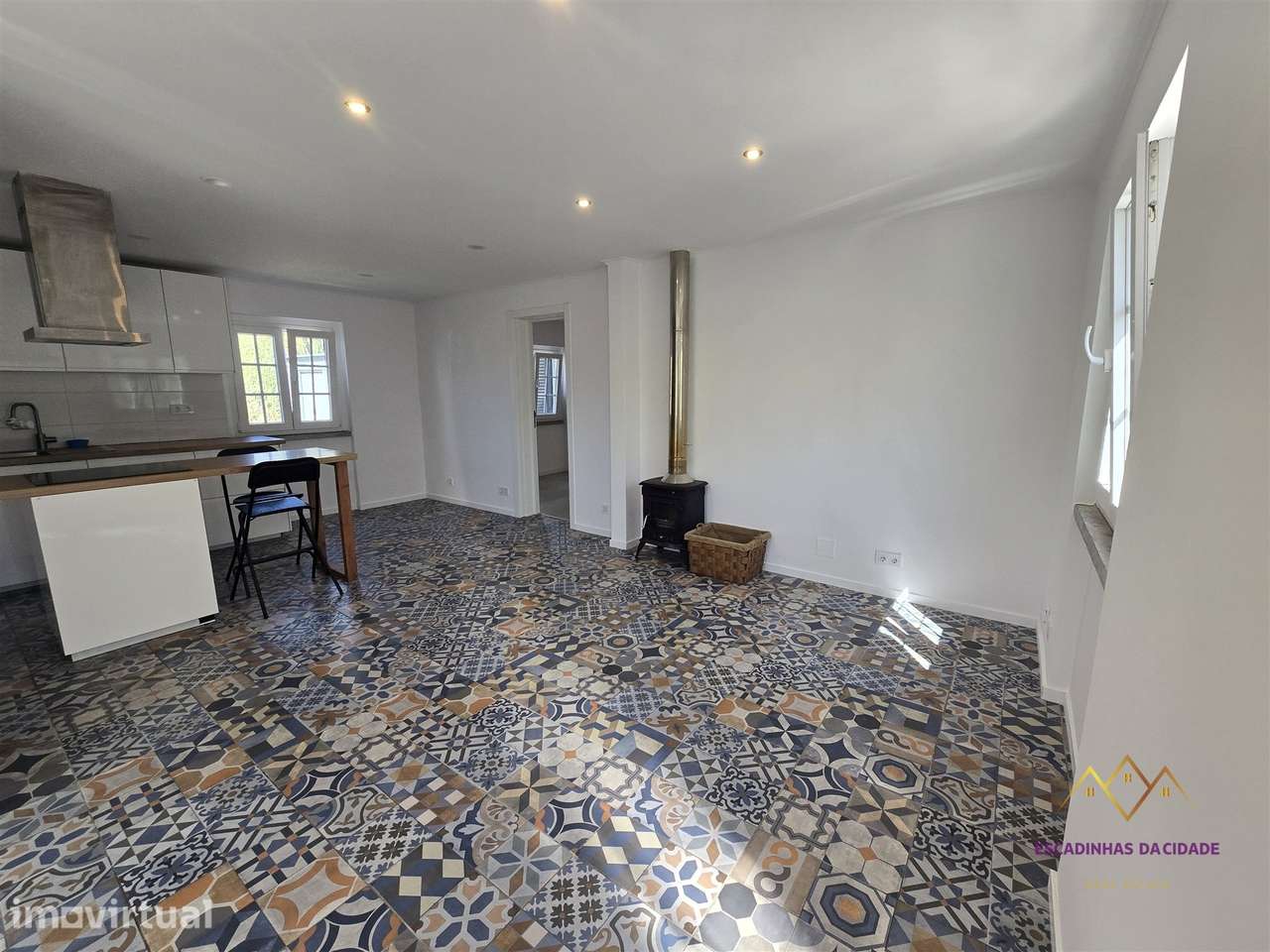 Moradia T1 para Arrendamento na Ribeira de Sintra - Grande imagem: 5/19