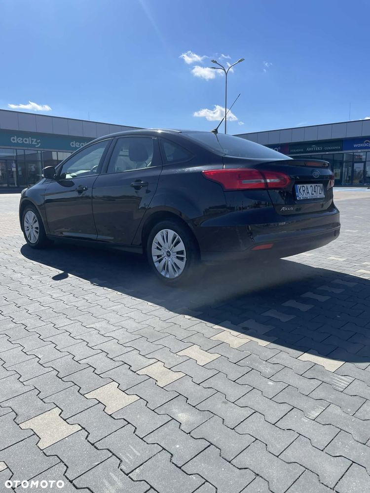Ford Focus 1.6 Trend - 4