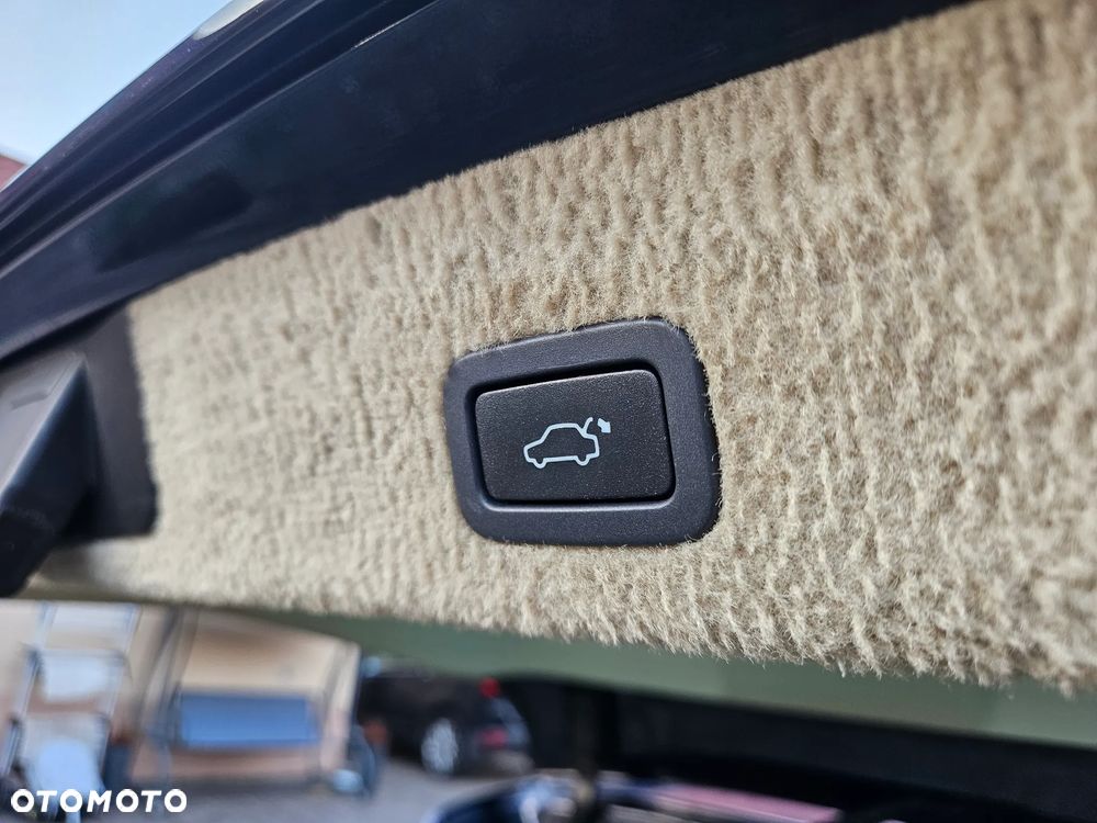 Volvo V70 D4 Momentum - 29