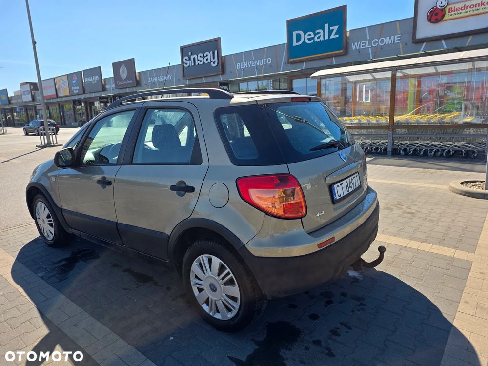 Fiat Sedici - 8