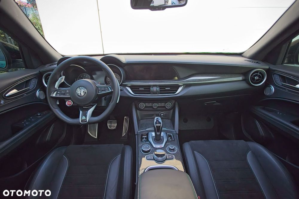 Alfa Romeo Stelvio 2.9 V6 Bi-Turbo Quadrifoglio Q4 - 16