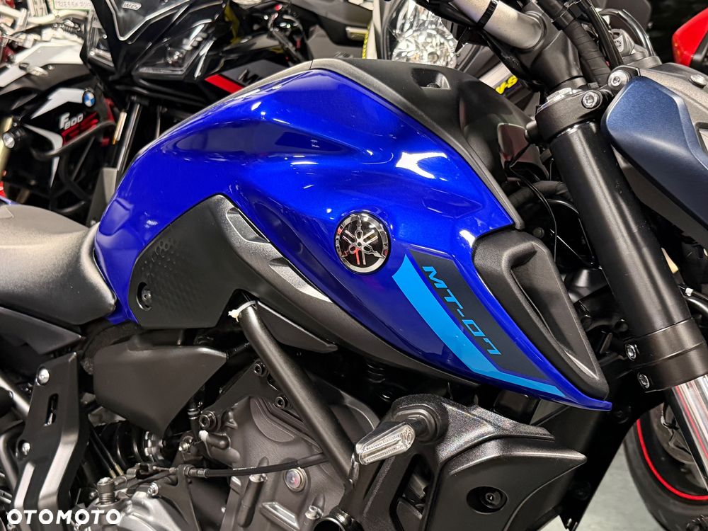 Yamaha MT - 19