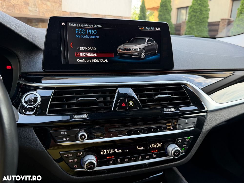 BMW Seria 5 520d Aut. - 25