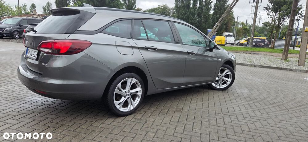 Opel Astra 1.4 Turbo Innovation - 18