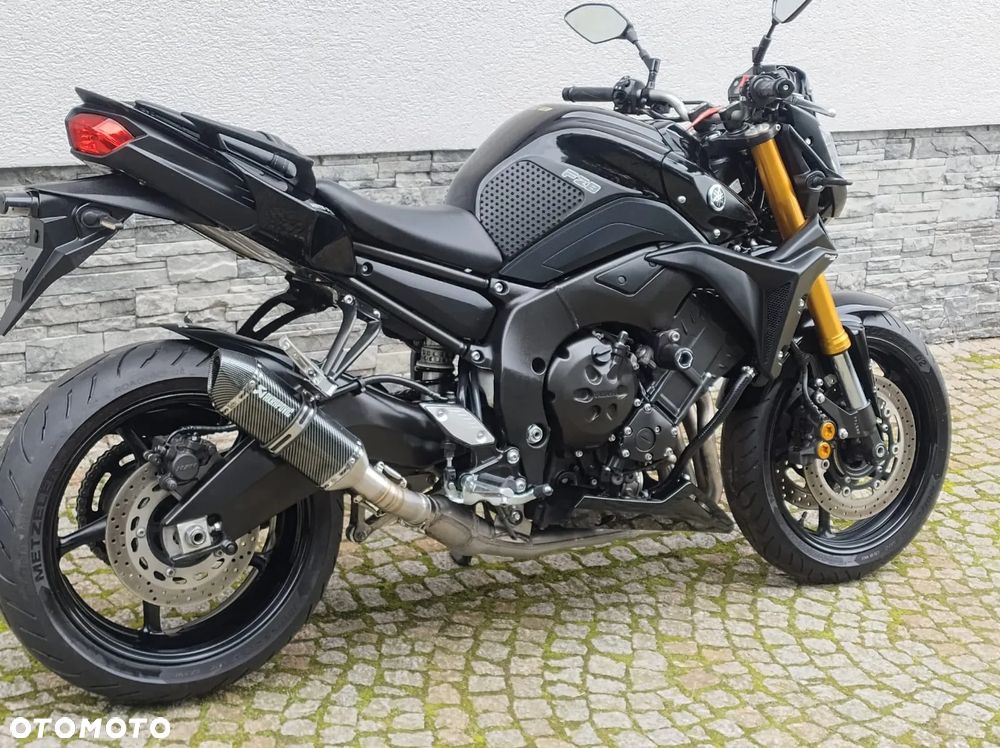 Yamaha FZ8 - 5