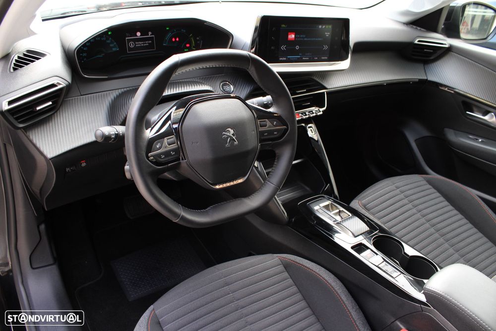Peugeot e-208 Active - 7
