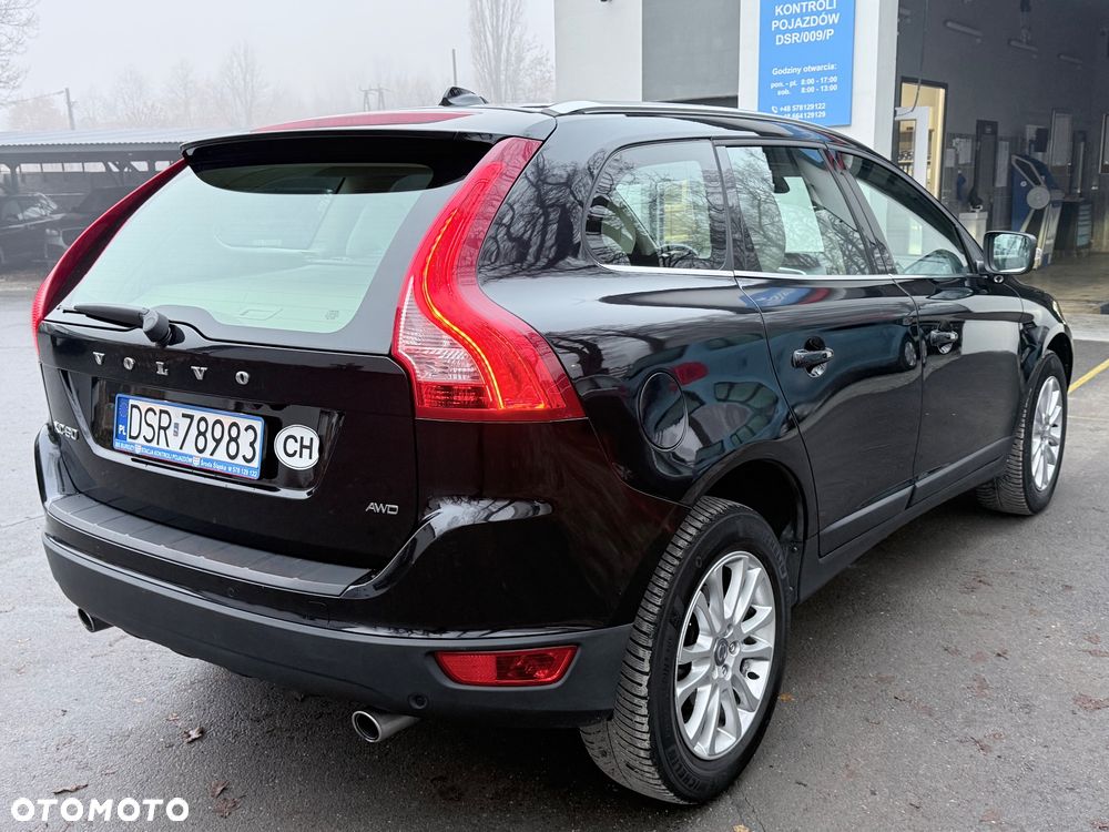 Volvo XC 60 D5 AWD - 2