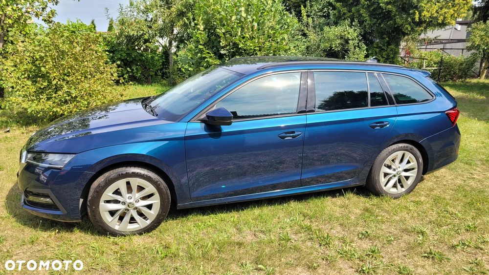Skoda Octavia 2023 photo 3