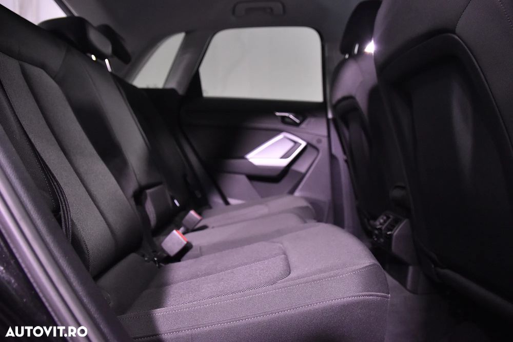 Audi Q3 40 TFSI quattro S tronic - 12