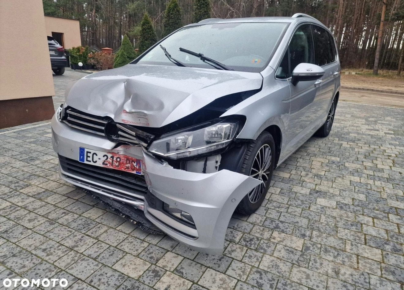 Volkswagen Touran - 5