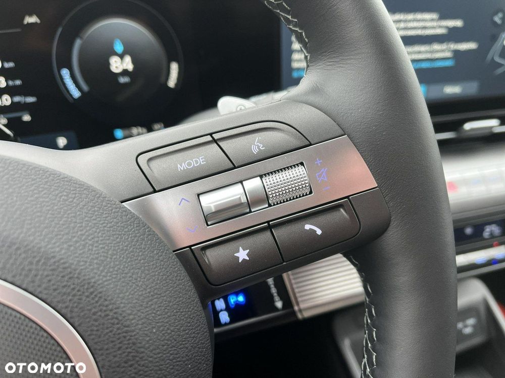 Hyundai Kona 64kWh Executive - 23