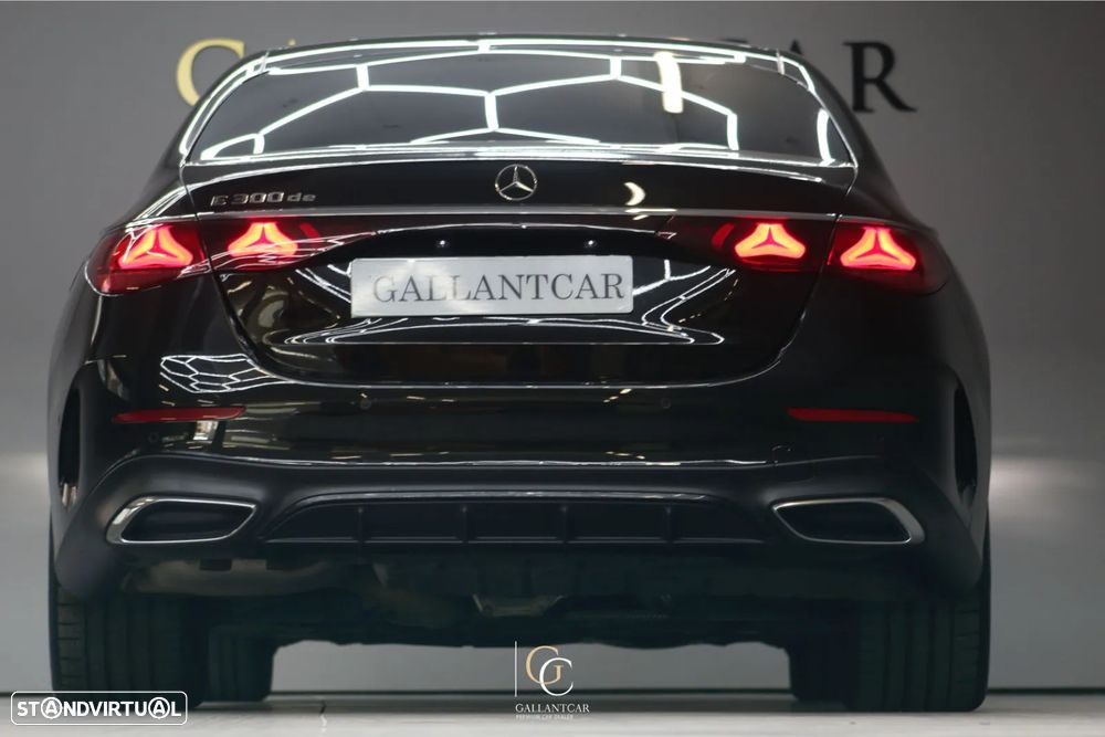 Mercedes-Benz E 300 de AMG Line - 10