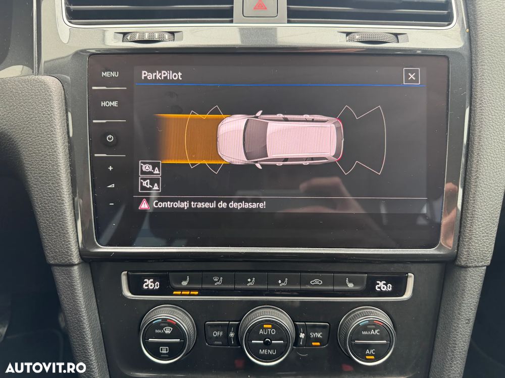 Volkswagen Golf 1.6 TDI Comfortline - 14