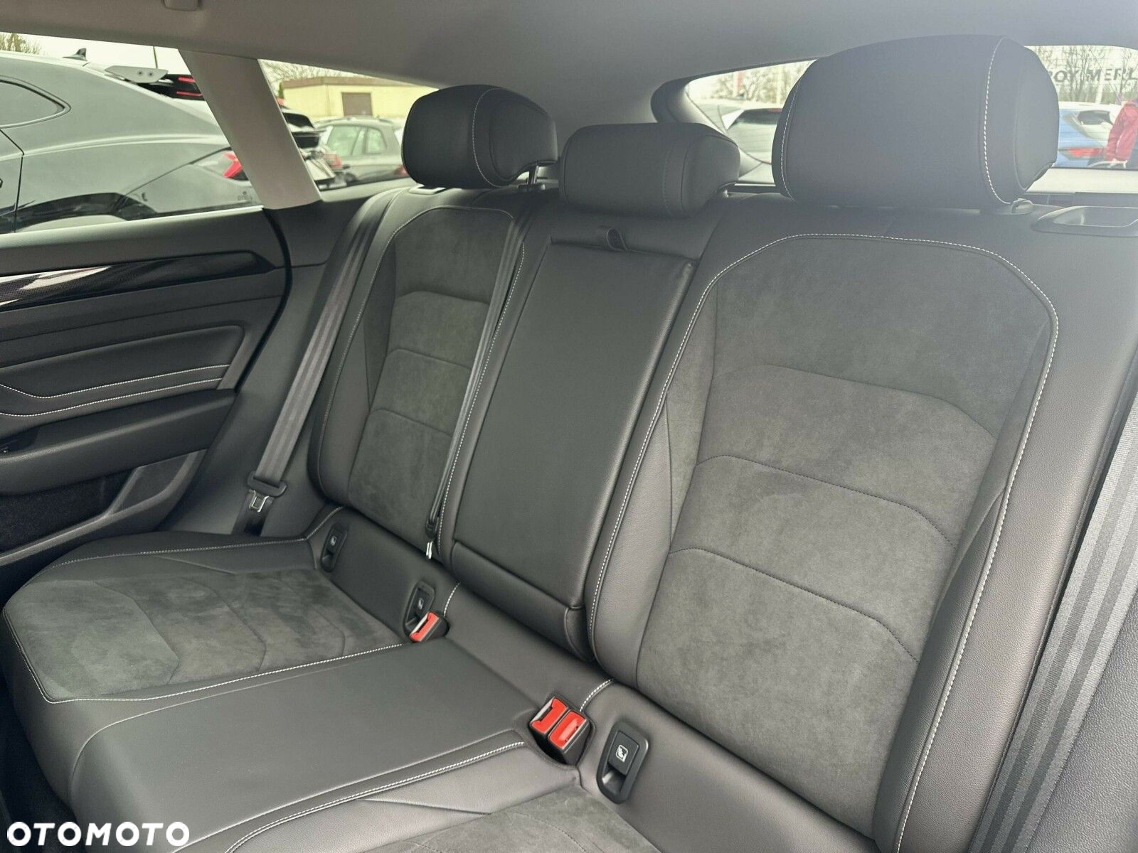 Volkswagen Arteon 2.0 TDI Elegance DSG - 23