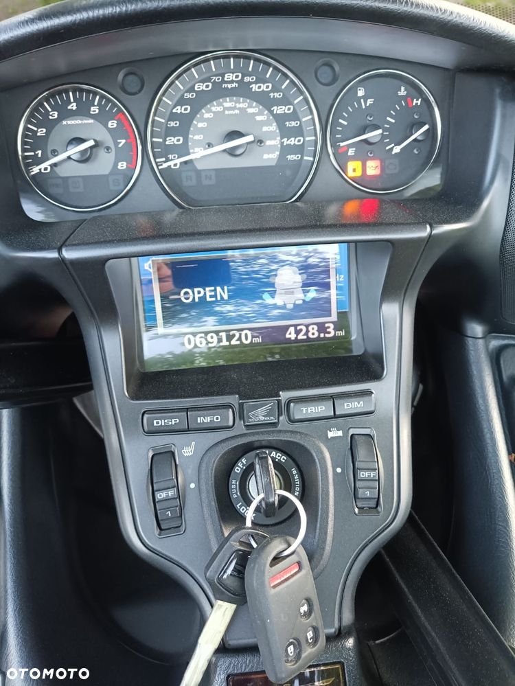 Honda GL - 8